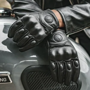 Detailed view of the impact-resistant hard knuckle protectors on the Motowolf Full Finger Goatskin Leather Gloves