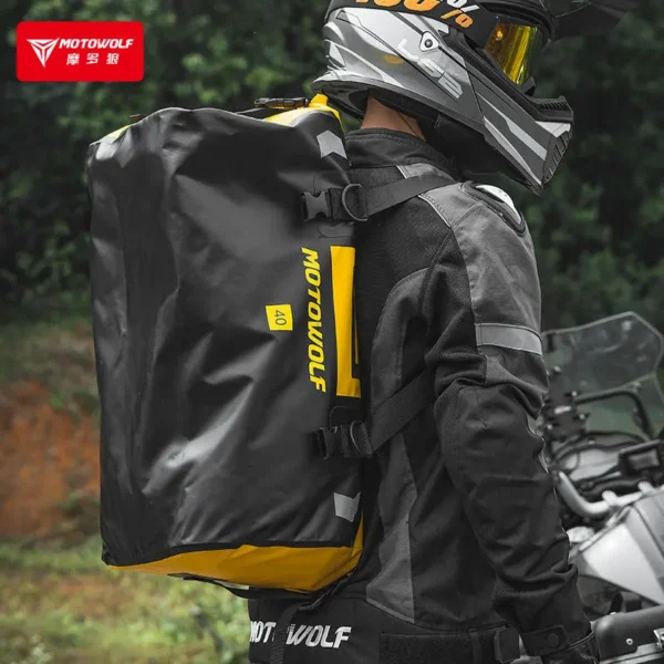 Motowolf Travel Bag reflective safety strip