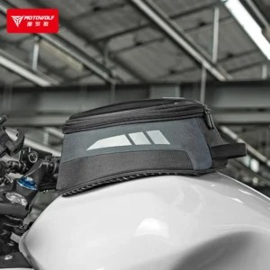 Motowolf MB1 tank bag on motorcycle