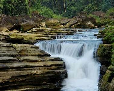 https://travelsetu.com/apps/uploads/new_destinations_photos/destination/2024/06/29/14f41398cb20476133371bf903579fdb_1000x1000.jpg