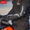 Motowolf Arm Sleeve sweat wicking and quick drying demonstration
