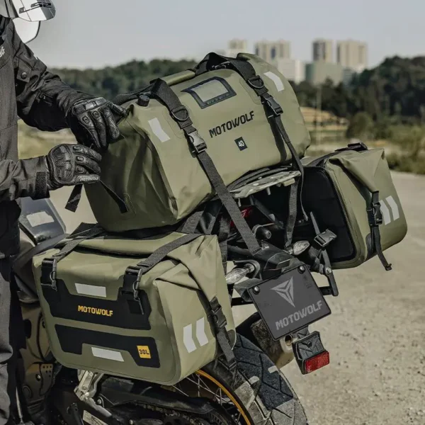 MOTOWOLF Saddle Bag: Waterproof Motorcycle Side Saddle Bags 6 MOTOWOLF Saddle Bag Quick Release Buckles