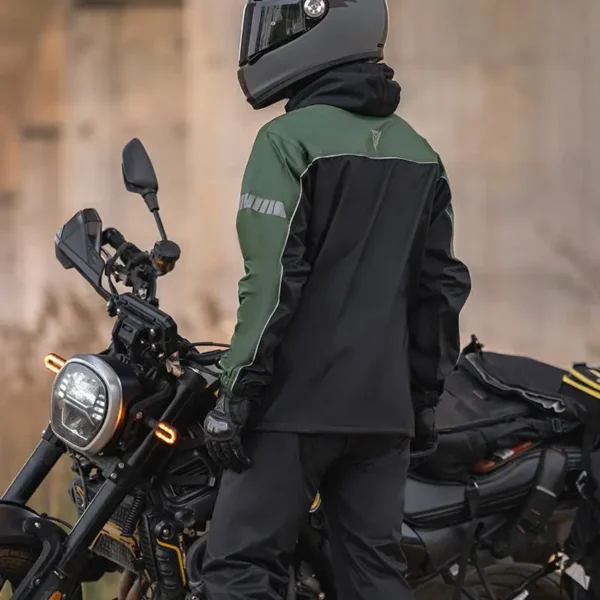 MOTOWOLF Raincoat V4 – Waterproof Motorcycle Riding Raincoat Army Green 3 Motowolf-Raincoat-Color-Options