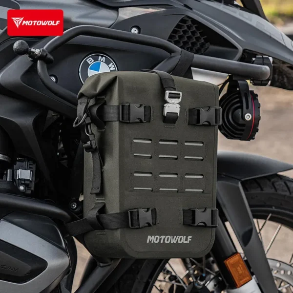 Motowolf Bumper Bag – Waterproof Motorcycle Crash Bar Storage 2 Motowolf Bumper Bag - Waterproof Crash Bar Storage
