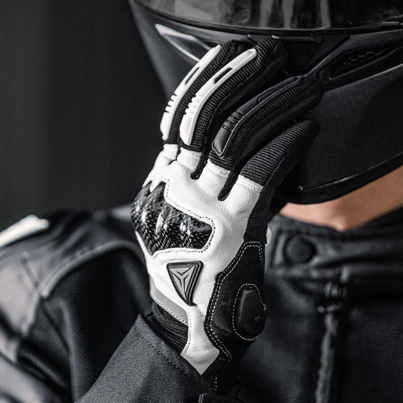 Motowolf Leather Gloves – Premium Motocross Riding Gear 4 Motorcyclist flexing their hand to demonstrate the soft, unrestrictive feel of the Motowolf Leather Full Finger Gloves