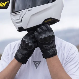 Close-up of the adjustable hook-and-loop velcro wrist cuff strap on the Ones Again Full Finger Gloves MG41